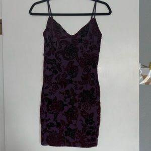 Body con Velvet Dress